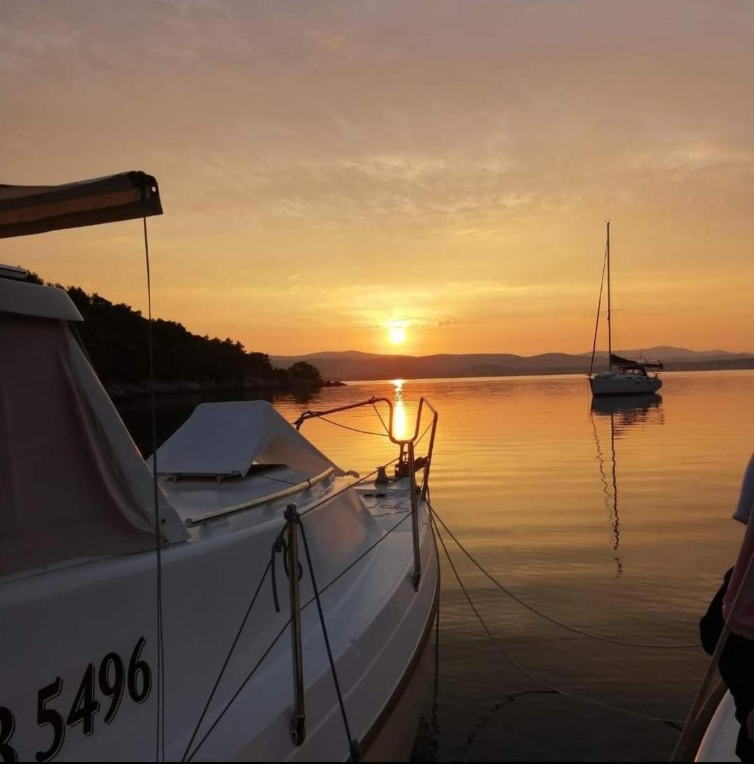 Kuca Za Odmor Eni **** Villa Šibenik Dış mekan fotoğraf