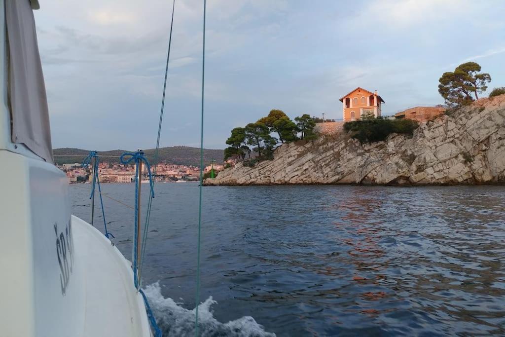Kuca Za Odmor Eni **** Villa Šibenik Dış mekan fotoğraf